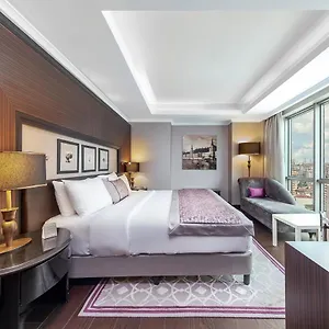 Dedeman Bostanci & Convention Center מלון