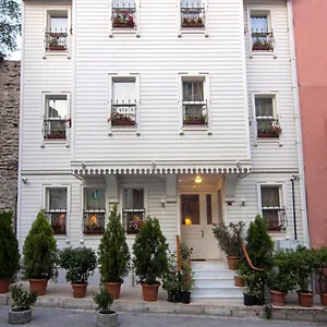 Dilhayat Kalfa Istambul