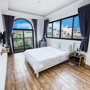 https://the-passion-airport.hotelsvungtau.com